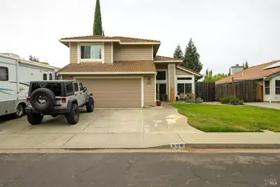 606 Sunnyvale Place, Vacaville, CA 95687 - Photo 2