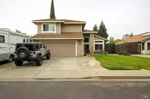 606 Sunnyvale Pl, Vacaville, CA 95687 - Photo 2