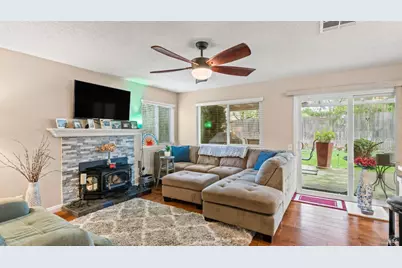 606 Sunnyvale Place, Vacaville, CA 95687 - Photo 24