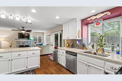 606 Sunnyvale Place, Vacaville, CA 95687 - Photo 16