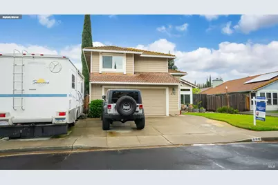 606 Sunnyvale Place, Vacaville, CA 95687 - Photo 6