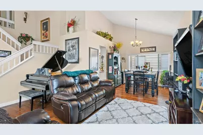 606 Sunnyvale Place, Vacaville, CA 95687 - Photo 12