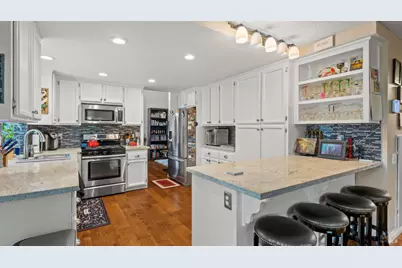 606 Sunnyvale Place, Vacaville, CA 95687 - Photo 22