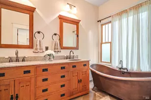 712 Monroe St, Santa Rosa, CA 95404 - Photo 16