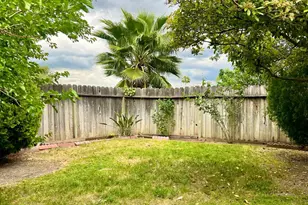 199 Regent Dr, Pittsburg, CA 94565 - Photo 14
