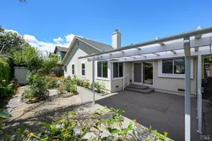 9151 Piccadilly Cir, Windsor, CA 95492 - Photo 24