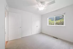 9151 Piccadilly Cir, Windsor, CA 95492 - Photo 20
