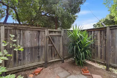 88 Martin Drive, Novato, CA 94949 - Photo 32