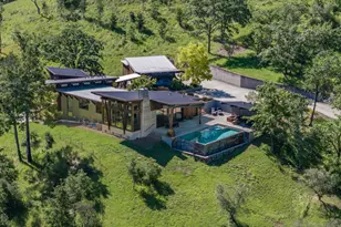 4125 Wallace Rd, Santa Rosa, CA 95404 - Photo 2