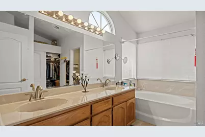 719 Riesling Court, Petaluma, CA 94954 - Photo 42