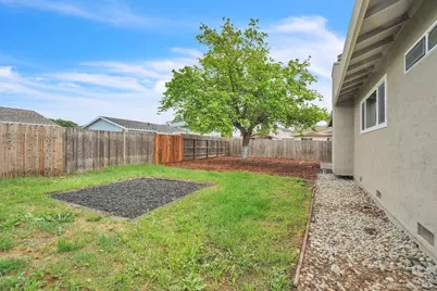 607 Seagull Drive, Suisun City, CA 94585 - Photo 36