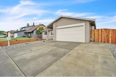 607 Seagull Drive, Suisun City, CA 94585 - Photo 2