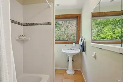 1311 W Dry Creek Road, Healdsburg, CA 95448 - Photo 26