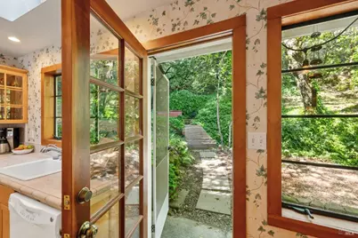 1311 W Dry Creek Road, Healdsburg, CA 95448 - Photo 18