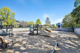 50 Blackstone Dr, San Rafael, CA 94903 - Photo 52