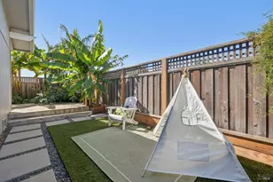 28 Royal Ct, San Rafael, CA 94901 - Photo 20