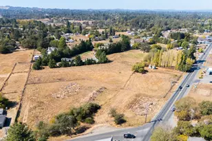 3888 Hessel Rd, Sebastopol, CA 95472 - Photo 1