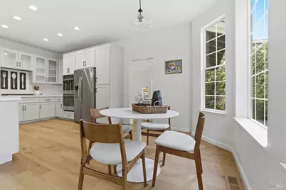 11 Red Oak Court, Novato, CA 94949 - Photo 14