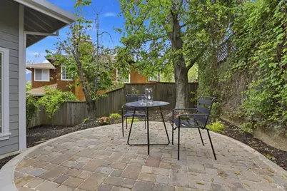 11 Red Oak Court, Novato, CA 94949 - Photo 32