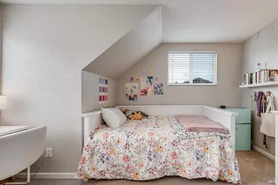 525 Oak Lake Avenue, Santa Rosa, CA 95409 - Photo 30