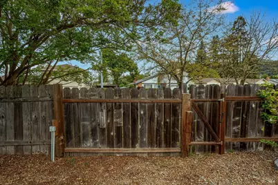 525 Oak Lake Avenue, Santa Rosa, CA 95409 - Photo 48