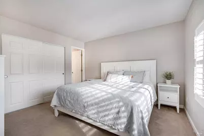 525 Oak Lake Avenue, Santa Rosa, CA 95409 - Photo 16