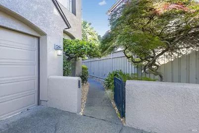 10 Makena Court, Petaluma, CA 94954 - Photo 2