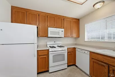 786 William Court, Napa, CA 94558 - Photo 8