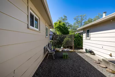 1204 14th Street, Santa Rosa, CA 95404 - Photo 22