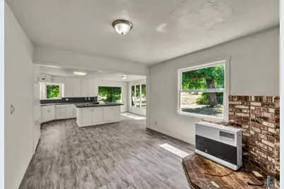 22550 Shady Grove Road, Middletown, CA 95461 - Photo 10