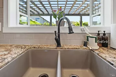 1640 Jenna Place, Santa Rosa, CA 95403 - Photo 18