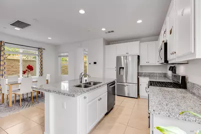 543 Vega Way, Vacaville, CA 95687 - Photo 6