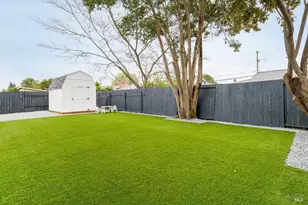 7685 Beverly Dr, Rohnert Park, CA 94928 - Photo 18