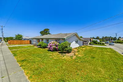 2393 Ohio Street, Eureka, CA 95501 - Photo 2