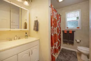 9814 Diane Ln, Upper Lake, CA 95485 - Photo 10