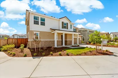 5019 Librarian Court, Vacaville, CA 95687 - Photo 4