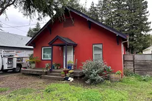 108 Pierson St, Santa Rosa, CA 95401 - Photo 2