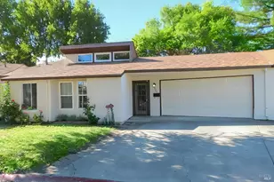 1022 Ruth Pl, Santa Rosa, CA 95401 - Photo 2
