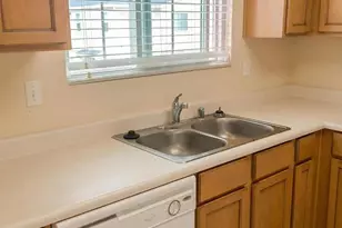 2476 Avignon Cir, Santa Rosa, CA 95403 - Photo 18