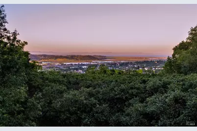 101 Garner Drive, Novato, CA 94947 - Photo 2