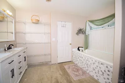 10180 Highway 29, Lower Lake, CA 95457 - Photo 24