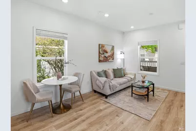 108 Ensenada Drive, Novato, CA 94949 - Photo 2