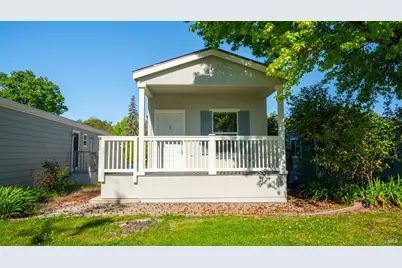 108 Ensenada Drive, Novato, CA 94949 - Photo 2