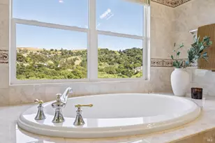 4 Meadow Ridge Dr, Corte Madera, CA 94925 - Photo 24