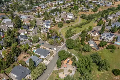 1500 San Ramon Way, Santa Rosa, CA 95409 - Photo 44