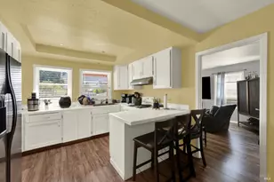 682 Maplewood Ave, Napa, CA 94558 - Photo 16