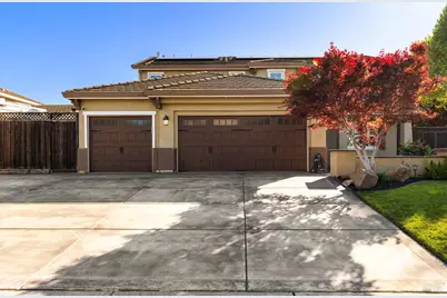 1001 Barkwood Court, Vacaville, CA 95687 - Photo 8