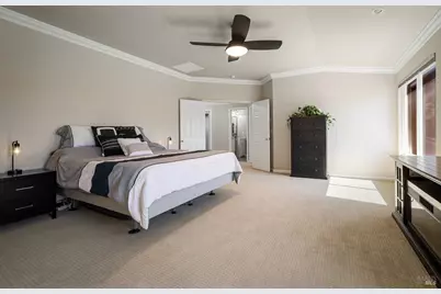 1001 Barkwood Court, Vacaville, CA 95687 - Photo 40