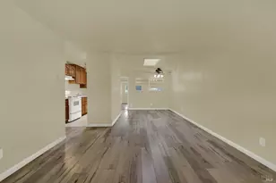 499 Apple Tree Ln, Fairfield, CA 94533 - Photo 18