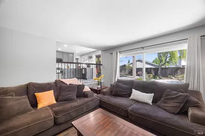 331 Bridgeport Court, Vacaville, CA 95687 - Photo 18